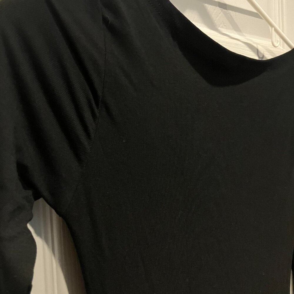 Commense Off-Shoulder Ribbed Long-Sleeve Knit Maxi Dress - NWT - Picture 6 of 7